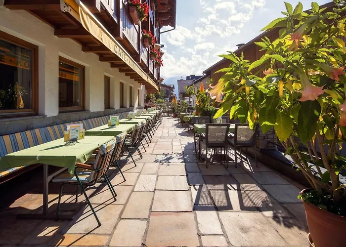 Restaurant Claudia Отель Серфаус