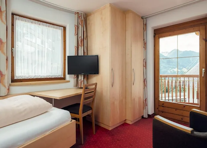 Restaurant Claudia فندق