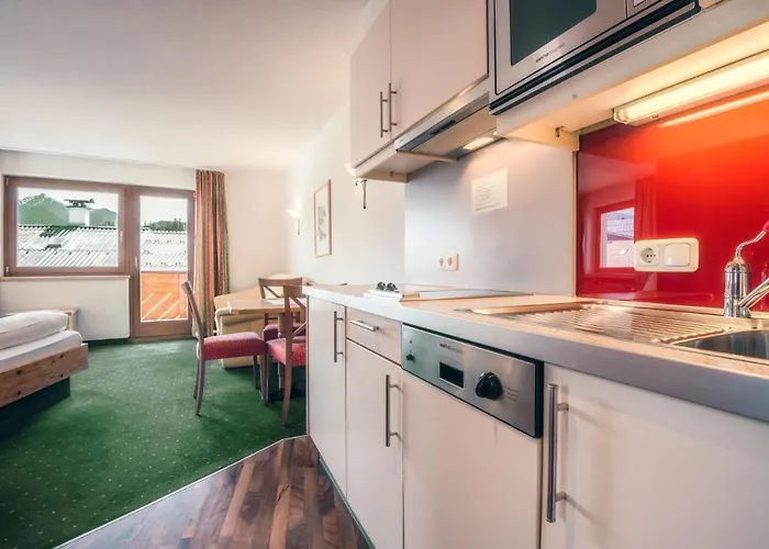 فندق Restaurant Claudia سيرفاوس