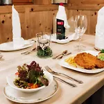 Restaurant Claudia סרפהאוס